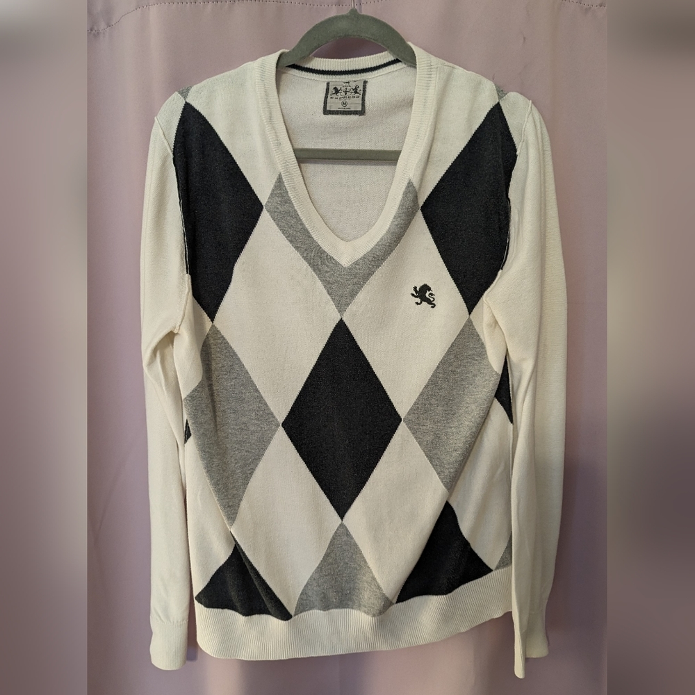 Express V-Neck Sweater. Men's Medium. Argyle.